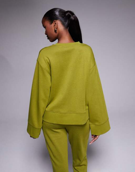 ASOS DESIGN – Olivgrön topp i dubbelstickat tyg och oversize med rund halsringning, del av set, 2 av 4