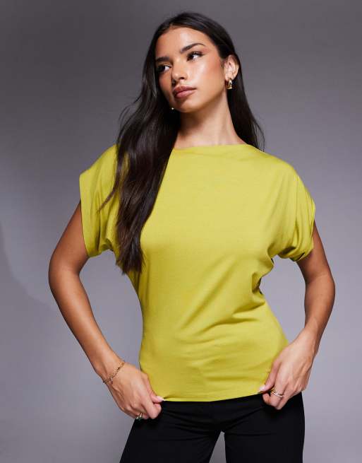 ASOS DESIGN – Oliwkowy top z modalu z krótkimi rękawami i nietoperzowymi krótkimi rękawami