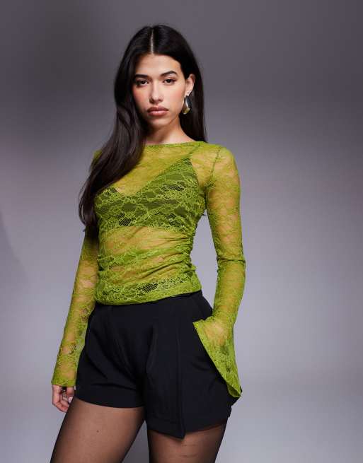 ASOS DESIGN – Oliwkowy zebrany w talii top z prześwitującej koronki z dekoltem w łódkę i rozkloszowanymi rękawami