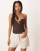 ASOS DESIGN - One-Shoulder-Body in Schokobraun aus Netzstoff mit goldfarbenem Detail