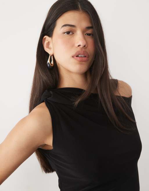 ASOS DESIGN one shoulder draped angel sleeve top in black, 3 of 4