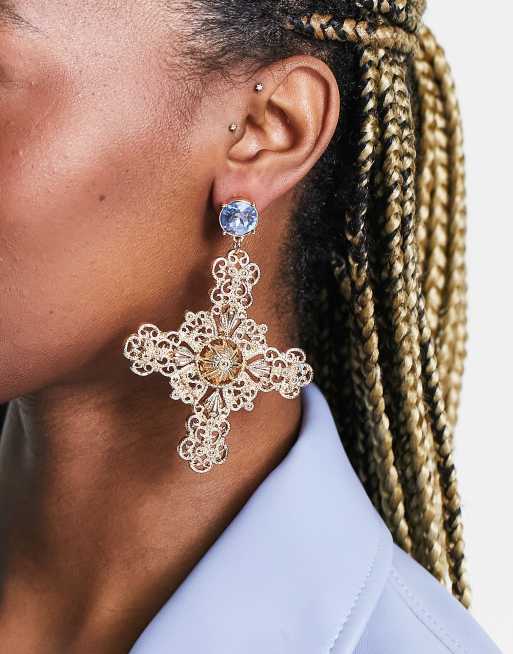 ASOS DESIGN - Oorhangers met clip met groot kruis in goudkleur