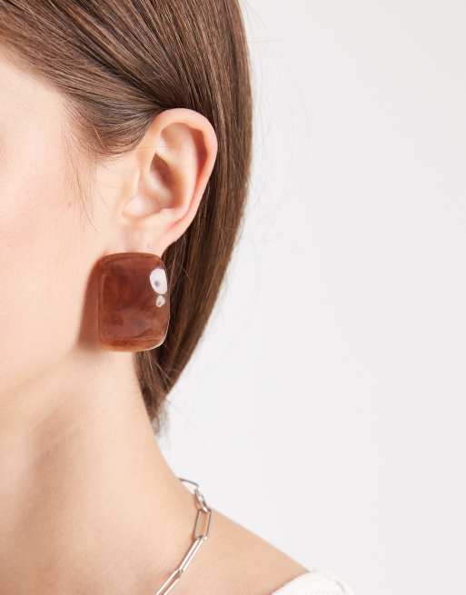 ASOS DESIGN - Oorknopjes met langwerpig ontwerp in glanzende bruine afwerking