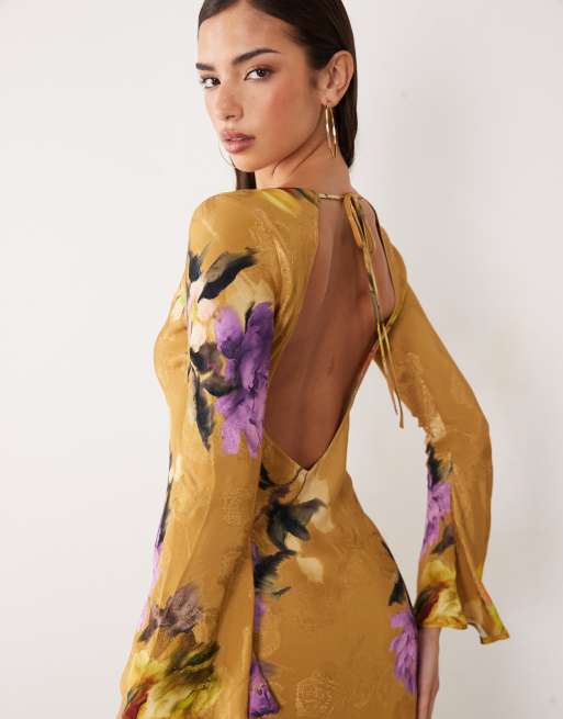 ASOS DESIGN open back maxi dress with fluted sleeves in printed jacquard, 4 of 4
