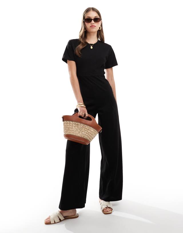 ASOS DESIGN - open back t-shirt palazzo jumpsuit in black