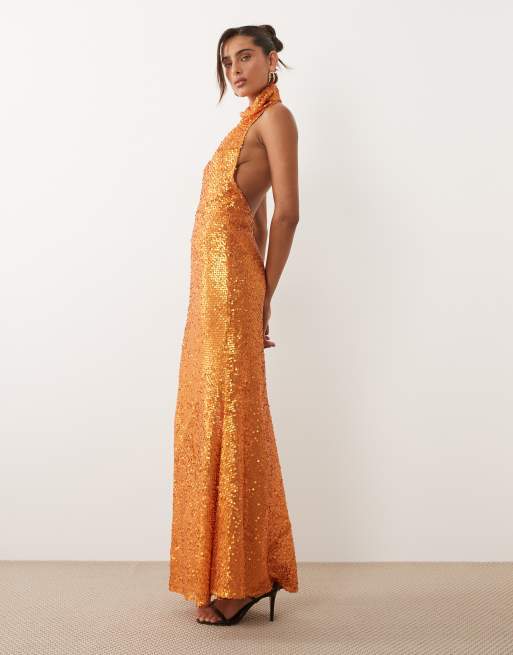 ASOS DESIGN – Orange, matt, skir maxiklänning med halterneck och paljetter, 2 av 4