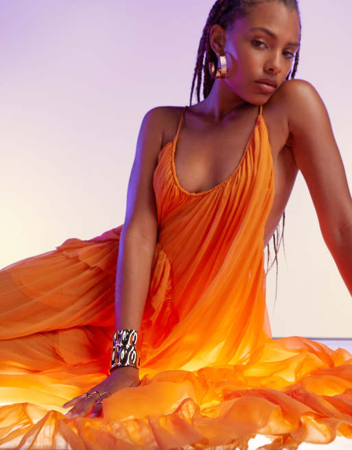 ASOS DESIGN – Orange maxiklänning i trapetsmodell med djup halsringning och volang, 4 av 4