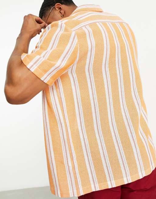 ASOS DESIGN – Orangerandig och texturerad skjorta med platt krage och avslappnad passform, 3 av 4