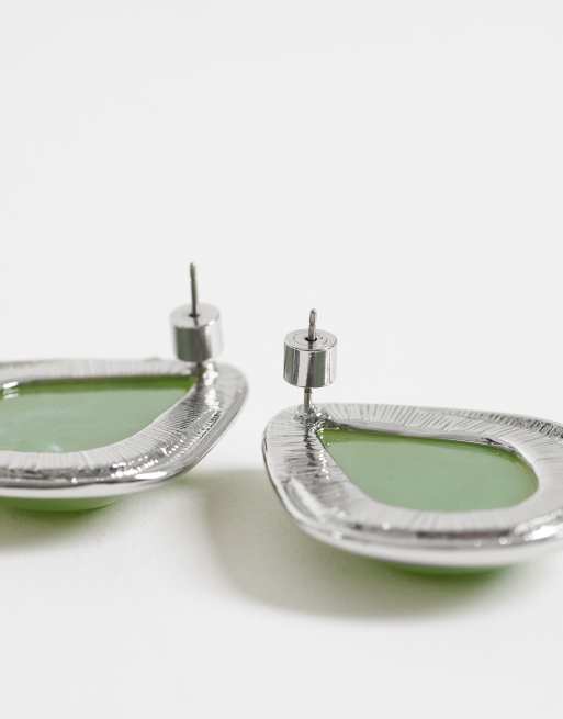 ASOS DESIGN orecchini a bottone con pietra verde in finitura color argento, 3 di 4