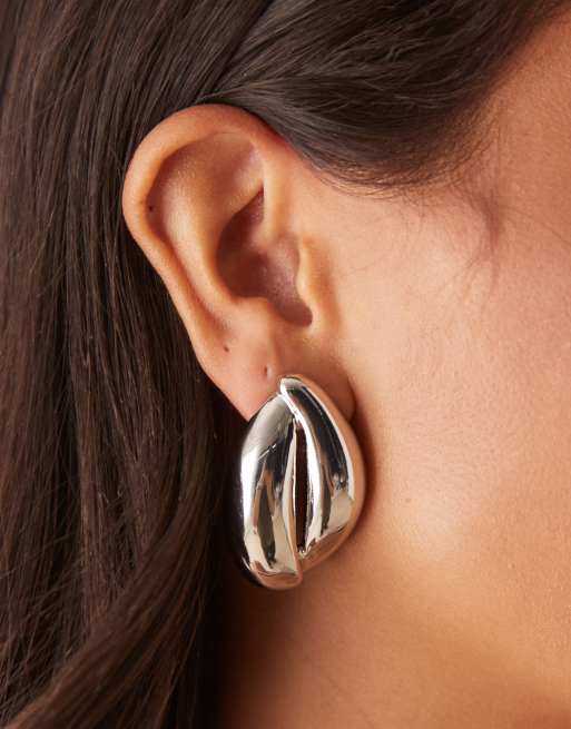ASOS DESIGN - Orecchini a bottone ovali color argento