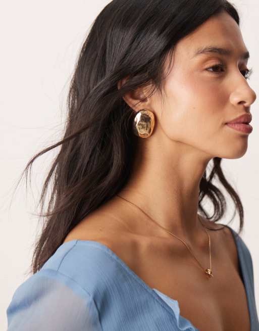 ASOS DESIGN - Orecchini a bottone ovali dorati con design effetto fuso