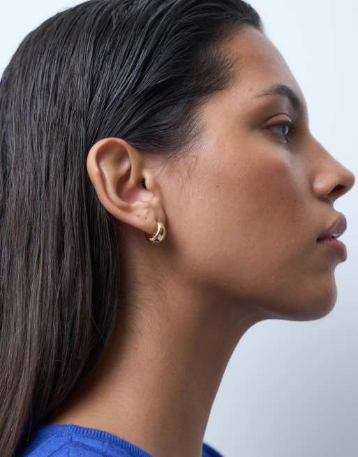 ASOS DESIGN - Orecchini a cerchio ampi placcati oro 14 k, 2 di 3