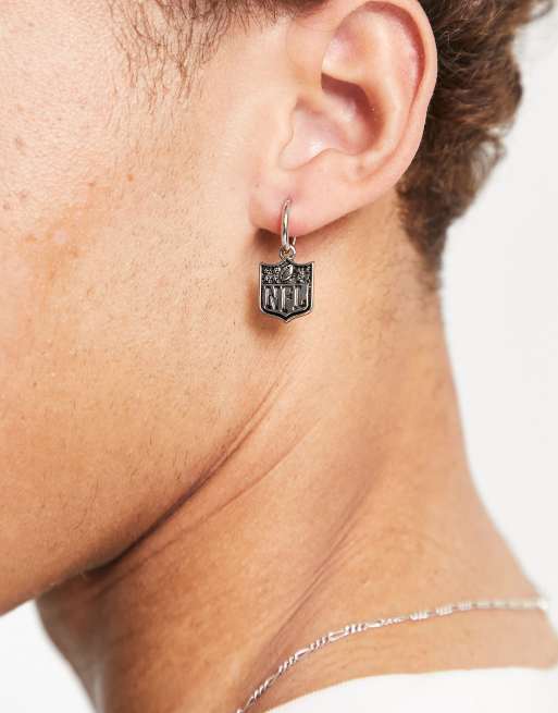 ASOS DESIGN - Orecchini a cerchio argento con logo NFL