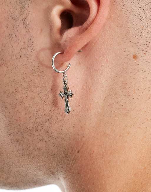 ASOS DESIGN - Orecchini a cerchio color argento brunito con croce, 3 di 4