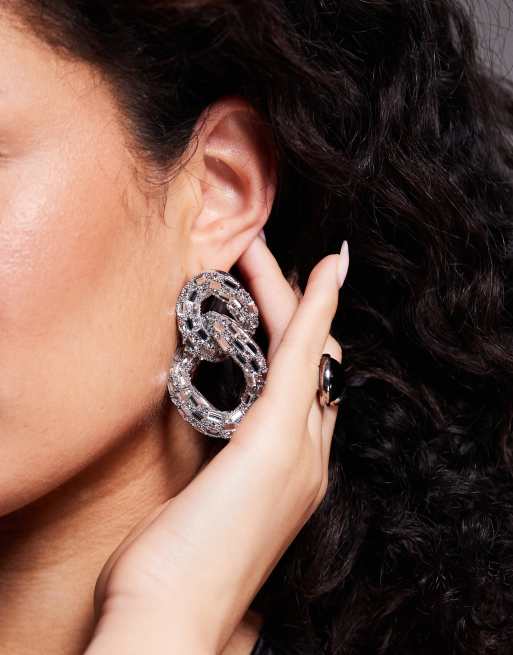 ASOS DESIGN - Orecchini a cerchio doppio argentati decorati con cristalli sintetici scintillanti, 2 di 3