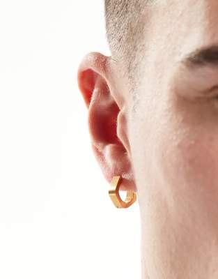 ASOS DESIGN - Orecchini a cerchio geometrici in acciaio inossidabile resistente all'acqua color oro spazzolato