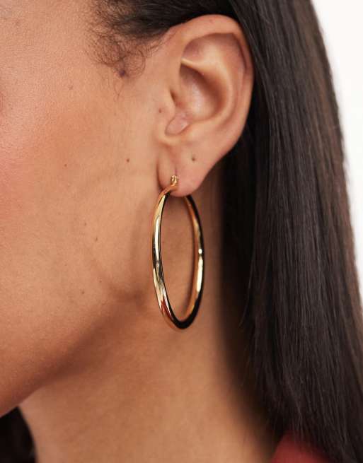 ASOS DESIGN - Orecchini a cerchio sottili placcati in oro 14 kt, 4 di 4