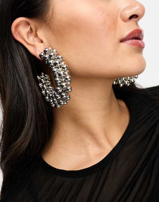 ASOS DESIGN - Orecchini a cerchio spessi da 75 mm color argento con design a palline multiple