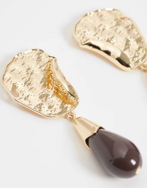 ASOS DESIGN - Orecchini con pendenti in resina e design a bottone tonalità oro martellato, 4 di 4