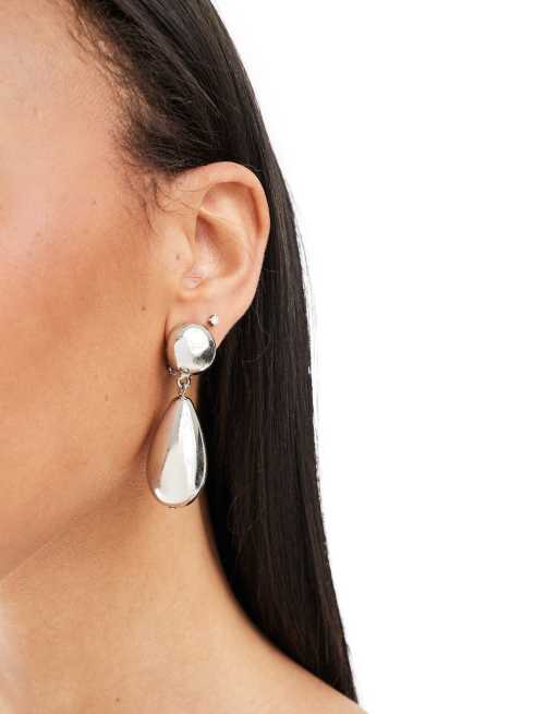 ASOS DESIGN - Orecchini pendenti a clip argentati con dettaglio a sfera