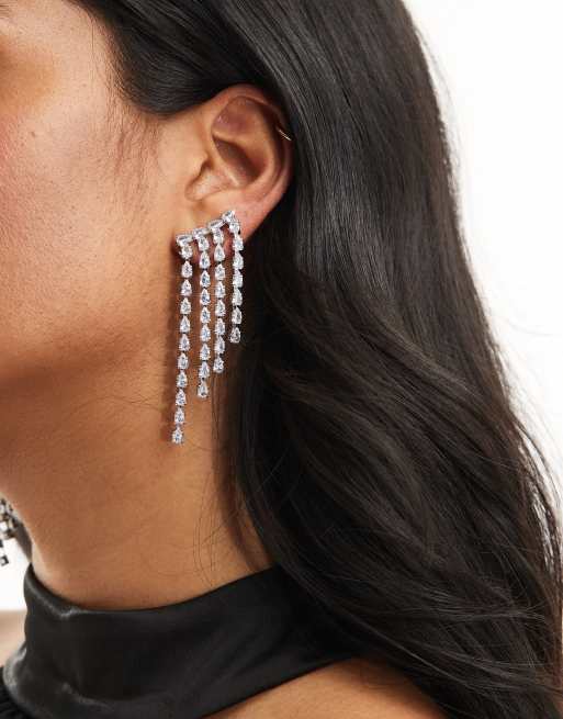 ASOS DESIGN - Orecchini pendenti color argento con design con strass a cascata