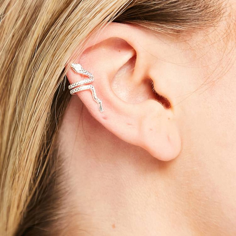 Farfetch Accessori Gioielli Orecchini Argento Ear cuff con effetto coccodrillo 