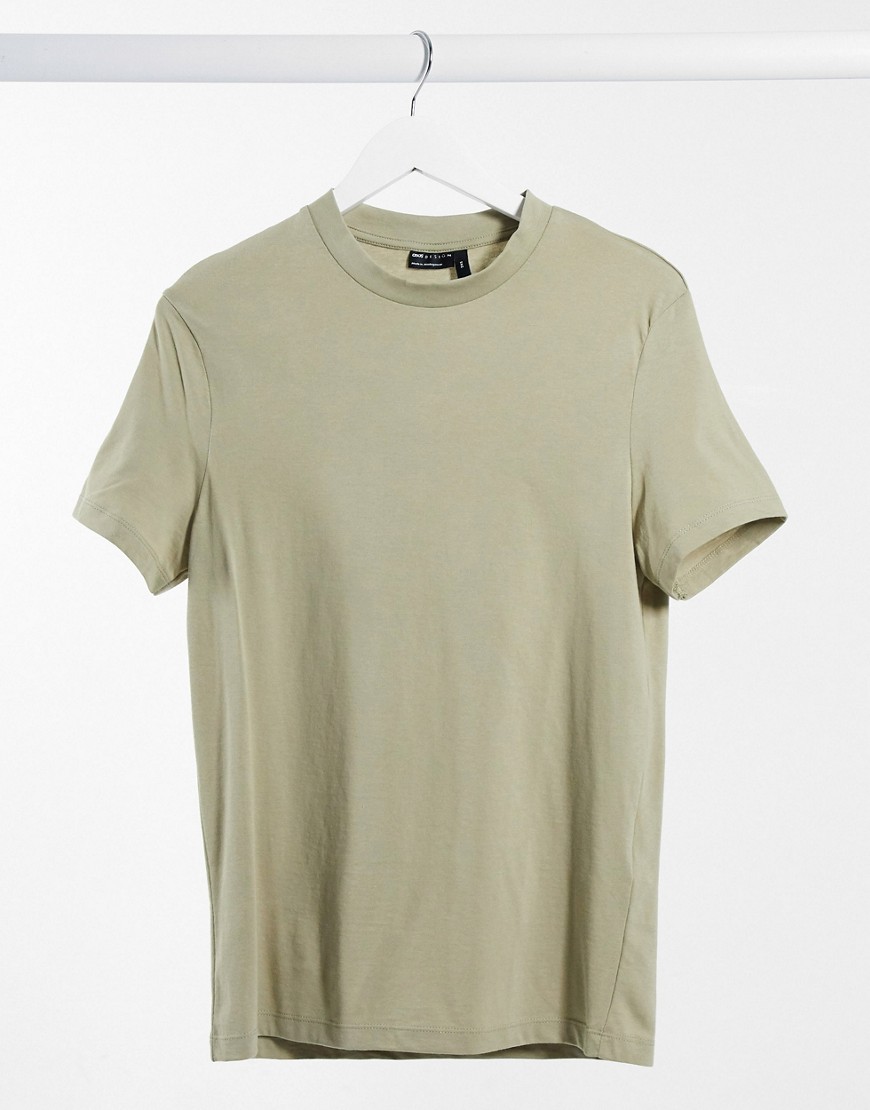 ASOS DESIGN organic cotton T-shirt with crew neck in gray-Neutral