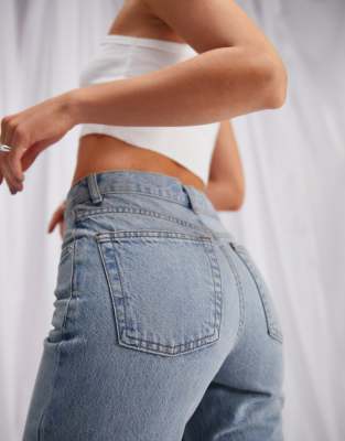 light wash 90s jeans