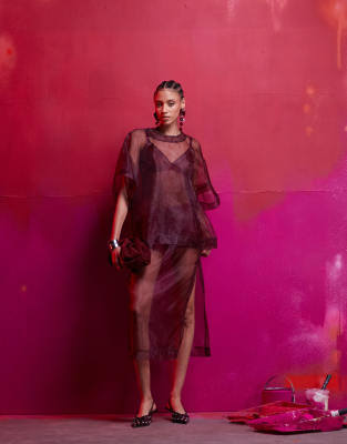 organza boxy tee 2 in 1 dress with midi cami slip in burgundy-Red