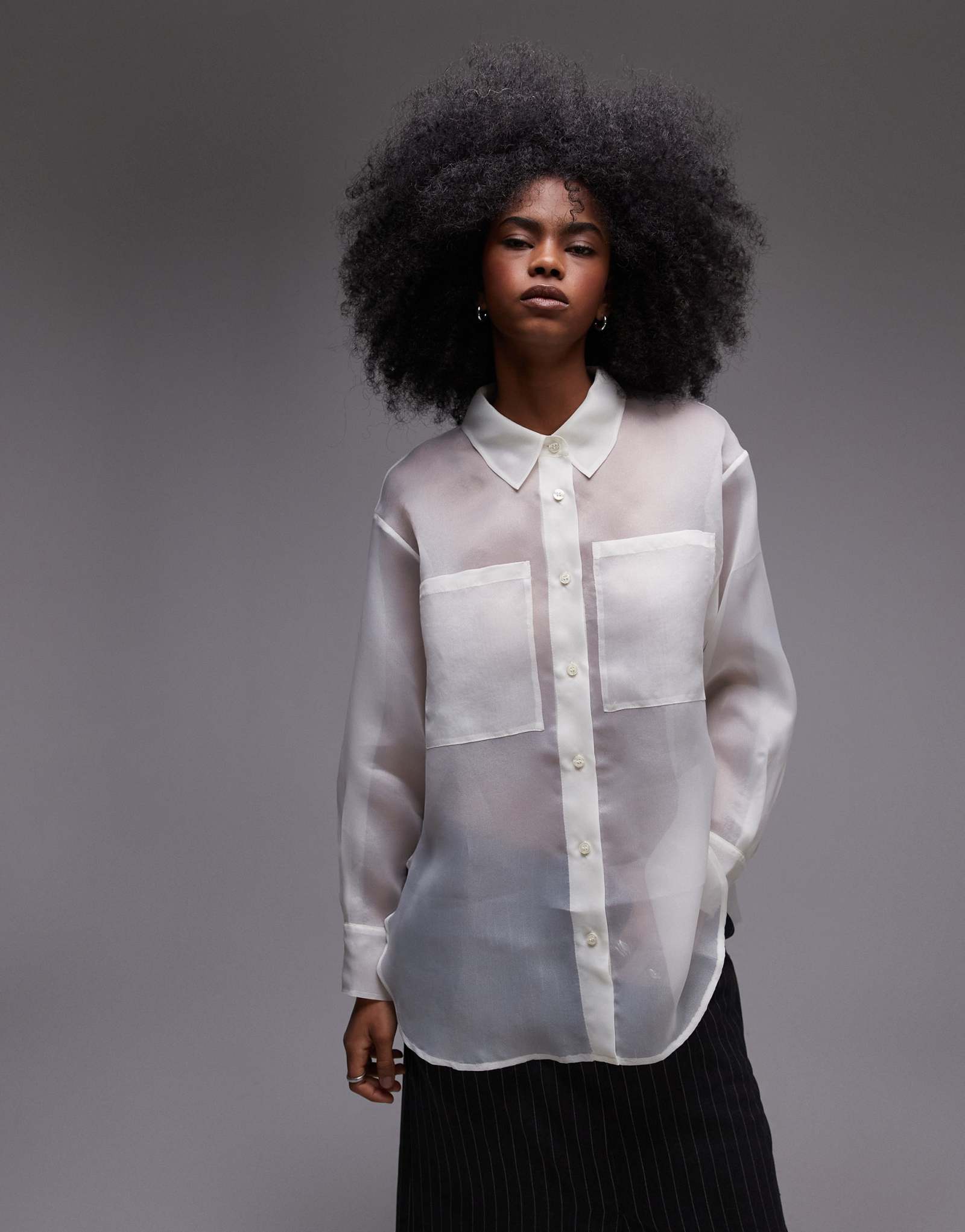 ОБЪЕМНАЯ прозрачная рубашка из органзы ASOS DESIGN кремового цвета