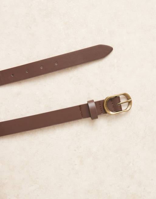 ASOS DESIGN oval buckle belt in brown faux leather, 3 of 3