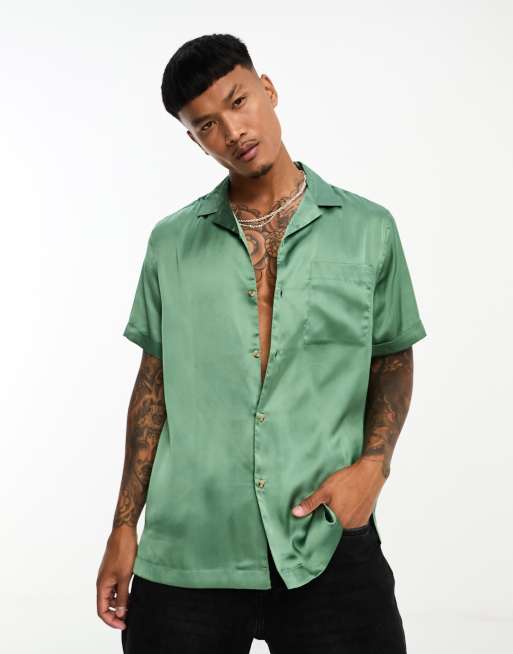 ASOS DESIGN - Overhemd van satijn met reverskraag in saliegroen