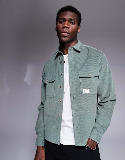 ASOS DESIGN - Overshirt van corduroy met badge in groen