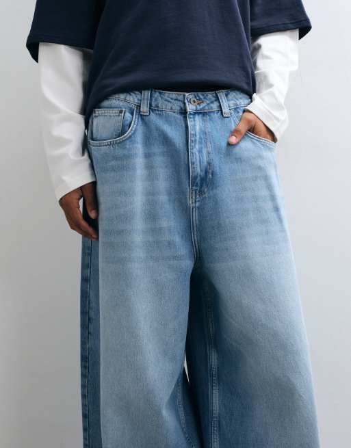ASOS DESIGN Oversize Baggy-Jeans in hellblauer Waschung, 2 von 5