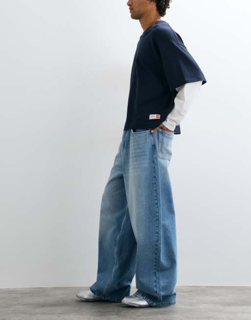 ASOS DESIGN Oversize Baggy-Jeans in hellblauer Waschung, 3 von 5
