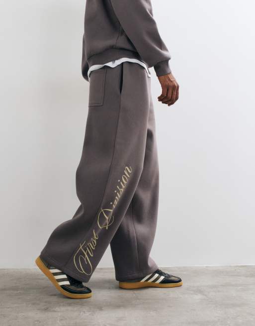 ASOS DESIGN oversize ballongjoggers med tryck i grått, 2 av 5