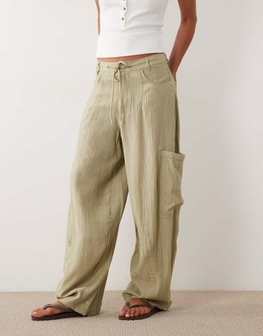 ASOS DESIGN Oversize-Ballonhose mit Taschendetails in Stone, 2 von 5