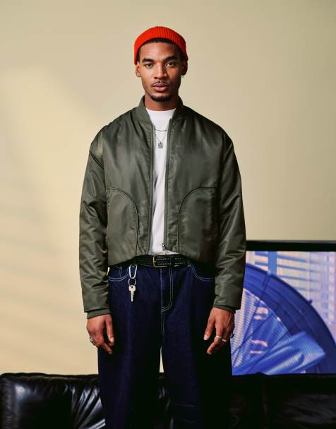 ASOS DESIGN – Oversize-Bomberjacke in Khaki - view 1