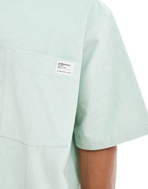 ASOS DESIGN – Oversize-Hemd aus Cord in Grün mit Aufnäher, 5 von 5