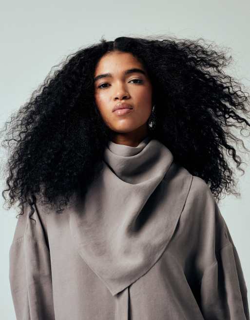 ASOS DESIGN – Oversize-Hemd aus Modal in Grau mit Fledermausärmeln und Schaldetail, 3 von 4