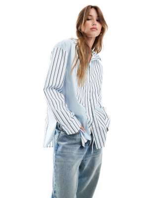 ASOS DESIGN - Oversize-Hemd aus Popeline in Blau mit Streifen