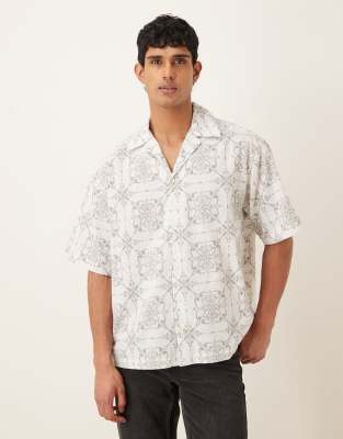 Oversize-Hemd in Beige mit Kachelmuster-Neutral Neutral S