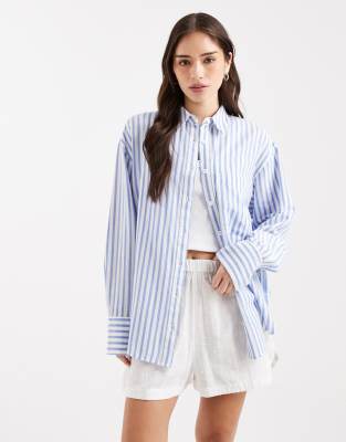 ASOS DESIGN - Oversize-Hemd in Blau gestreift mit Leinenanteil