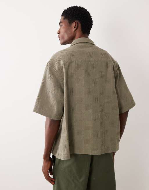 ASOS DESIGN – Oversize-Hemd in Khaki mit Gitterstruktur, halblangen Ärmeln und Reverskragen, 5 von 5