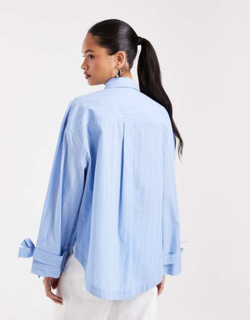 ASOS DESIGN Oversize-Hemd mit Bindemanschetten in blau gestreift, 3 von 4