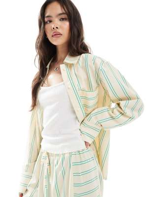 ASOS DESIGN - Oversize-Hemdbluse aus Baumwoll-Popeline mit farblich abgesetzten Streifendetails-Gelb