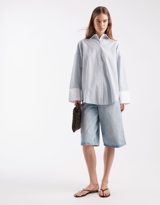 ASOS DESIGN – Oversize-Hemdbluse in gestreiftem Blau mit farblich abgesetzten Manschetten, Kombiteil, 2 von 4
