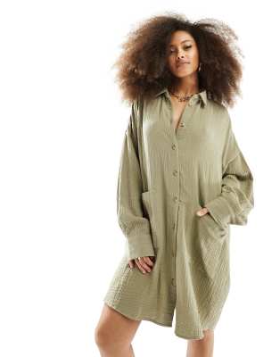 ASOS Design - Oversize-Hemdblusenkleid in Khaki aus Doppeltuchgewebe mit tiefsitzenden Taschen-Grün