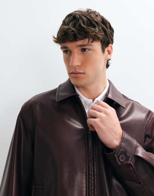 ASOS DESIGN Oversize-Jacke in Burgunderrot in Lederoptik, 2 von 5