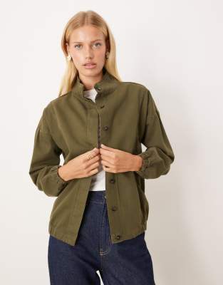 ASOS DESIGN - Oversize-Jacke in Khaki mit Stehkragen-Grün